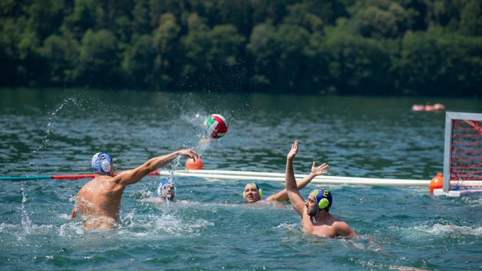 Foto di Torneo Pallanuoto al lago